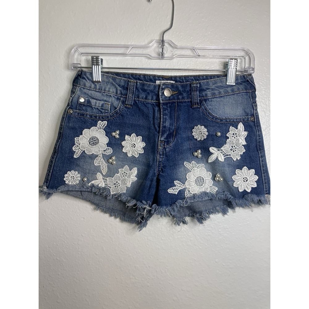 Bebe Girls Size 12 Embroidered Denim Lace Pocket‎ Fringe Cutoff Shorts Coquette